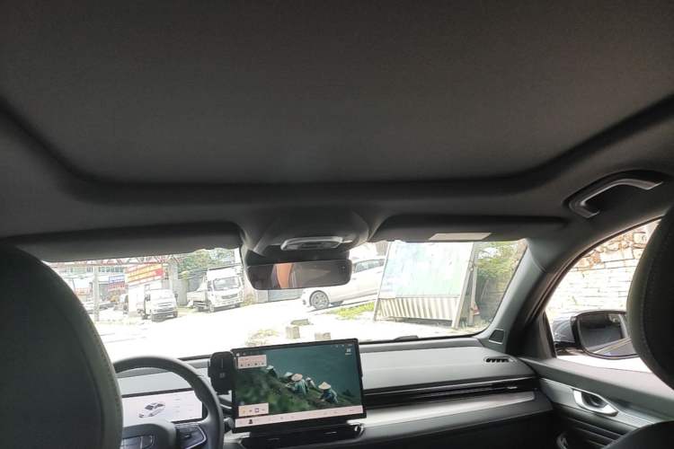 Used Geely Auto Preface 2025 Dongfang Yao 1.5TD Kunlun Edition Headliner