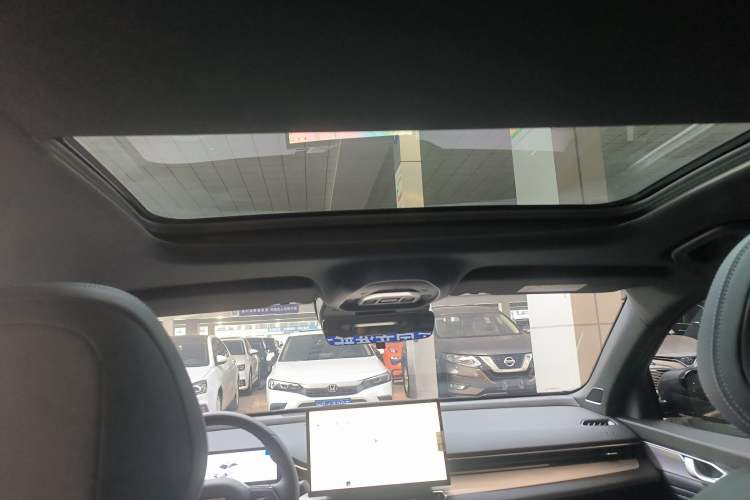 Used Geely Auto Preface 2025 Dongfang Yao 1.5TD Fuyao Edition Headliner