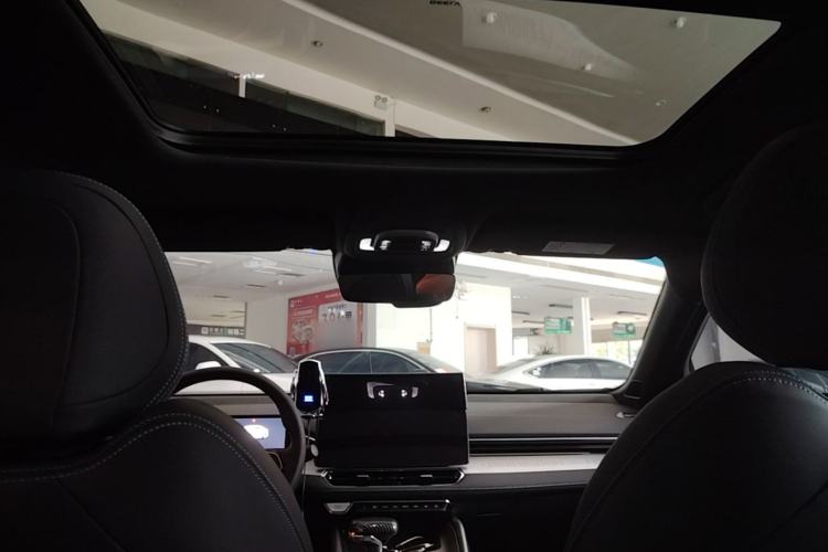Used Geely Auto Preface 2025 Dongfang Yao 1.5TD Kunlun Edition Headliner