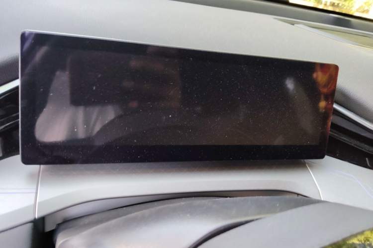 Used Geely Auto Preface 2025 Dongfang Yao 1.5TD Kunlun Edition Instrument Cluster