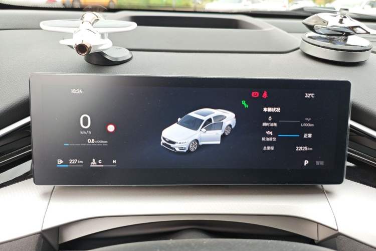 Used Geely Auto Preface 2025 Dongfang Yao 2.0TD Moonlight Edition Instrument Cluster