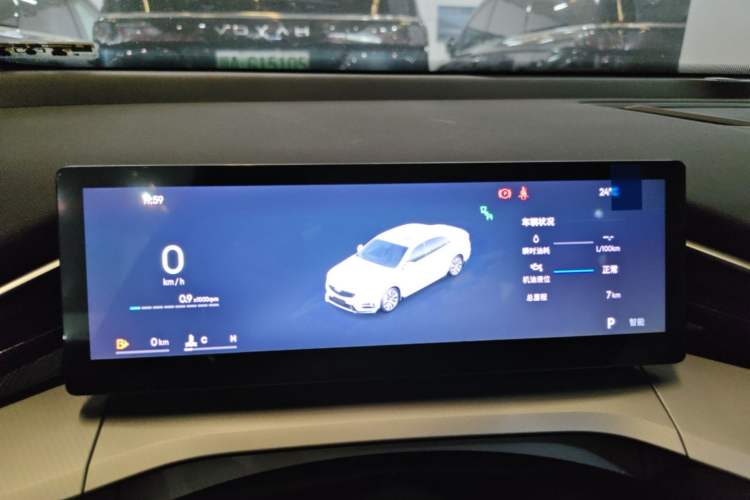 Used Geely Auto Preface 2025 Dongfang Yao 2.0TD Lanxing Edition Instrument Cluster