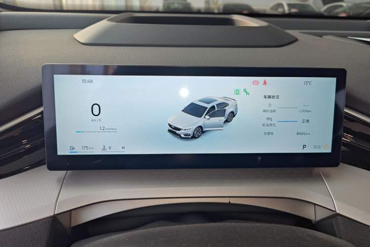 Used Geely Auto Preface 2025 Dongfang Yao 2.0TD Moonlight Edition Instrument Cluster