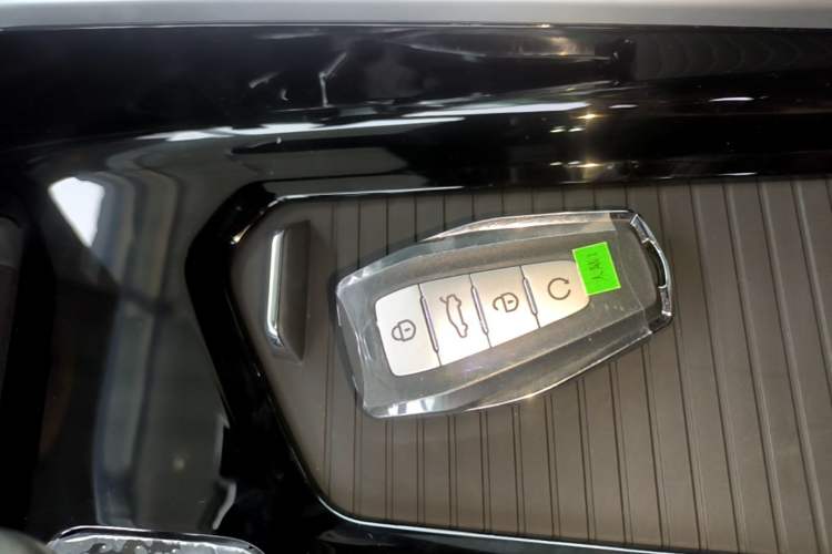 Used Geely Auto Preface 2025 Dongfang Yao 2.0TD Lanxing Edition Interior 1