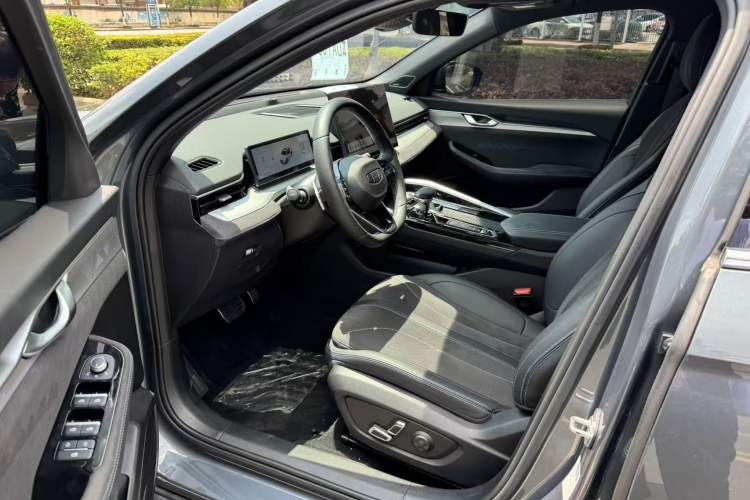 Used Geely Auto Preface 2025 Dongfang Yao 2.0TD Lanxing Edition Interior 1