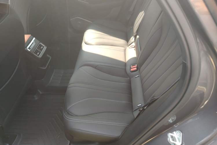 Used Geely Auto Preface 2025 Dongfang Yao 1.5TD Fuyao Edition Interior 2