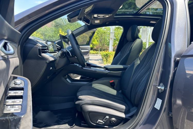 Used Geely Auto Preface 2025 Dongfang Yao 2.0TD Moonlight Edition Interior 2