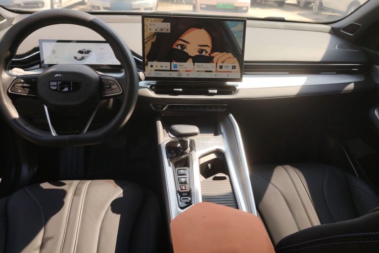 Used Geely Auto Preface 2025 Dongfang Yao 1.5TD Fuyao Edition Interior 3
