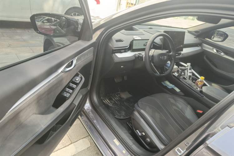 Used Geely Auto Preface 2025 Dongfang Yao 2.0TD Moonlight Edition Interior 3