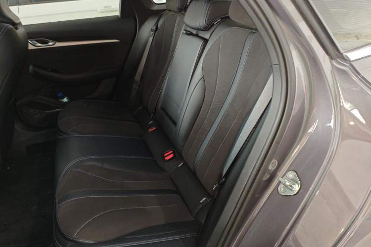 Used Geely Auto Preface 2025 Dongfang Yao 2.0TD Moonlight Edition Interior 4