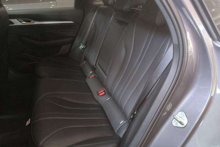 Used Geely Auto Preface 2025 Dongfang Yao 1.5TD Fuyao Edition Interior 4