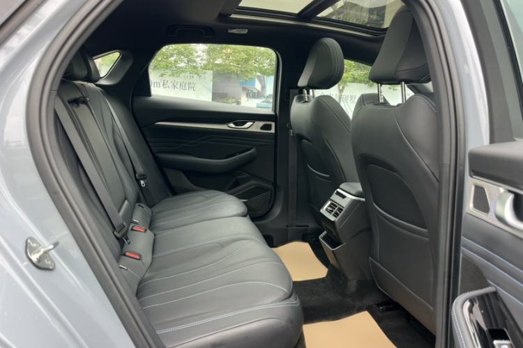 Used Geely Auto Preface 2025 Dongfang Yao 1.5TD Kunlun Edition Interior 5