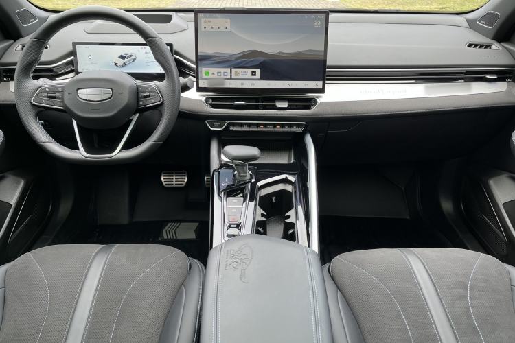 Used Geely Auto Preface 2025 Dongfang Yao 2.0TD Moonlight Edition Interior 5