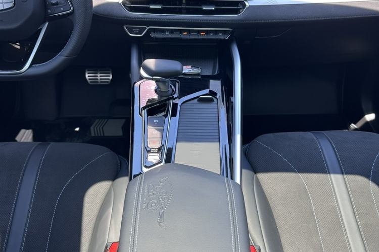 Used Geely Auto Preface 2025 Dongfang Yao 2.0TD Moonlight Edition Interior 5