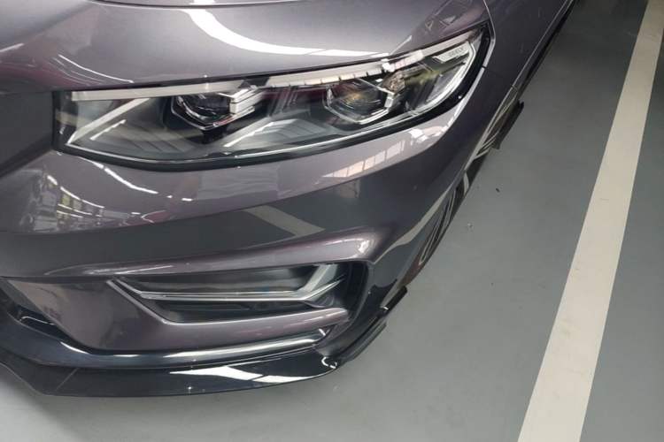 Used Geely Auto Preface 2025 Dongfang Yao 2.0TD Moonlight Edition Left Front Headlight