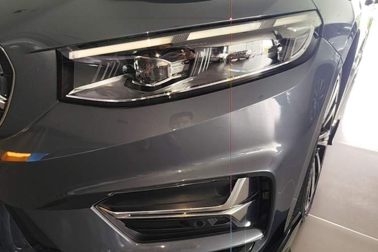 Used Geely Auto Preface 2025 Dongfang Yao 1.5TD Kunlun Edition Left Front Headlight