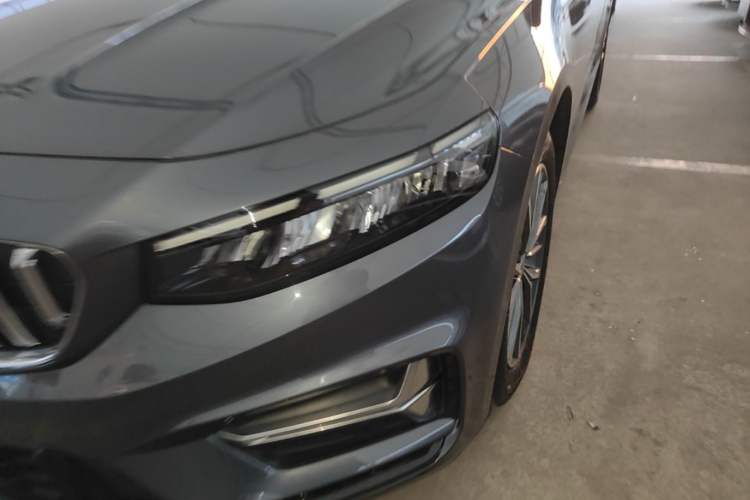 Used Geely Auto Preface 2025 Dongfang Yao 1.5TD Fuyao Edition Left Front Headlight