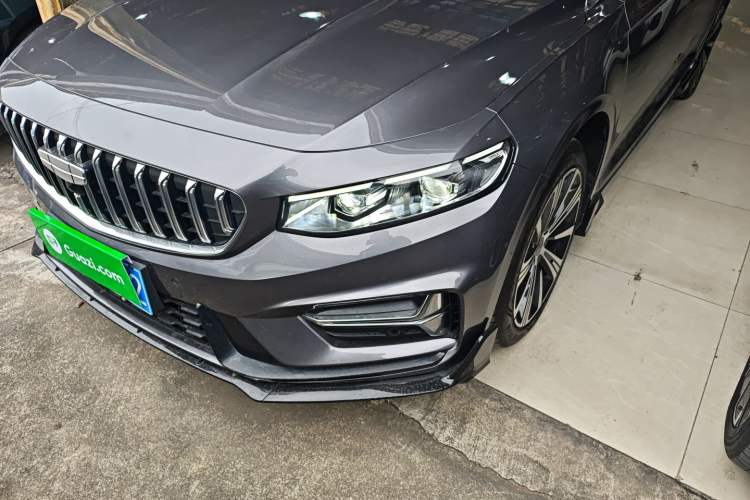 Used Geely Auto Preface 2025 Dongfang Yao 2.0TD Moonlight Edition Left Front Headlight