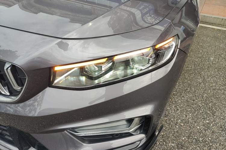Used Geely Auto Preface 2025 Dongfang Yao 2.0TD Moonlight Edition Left Front Headlight