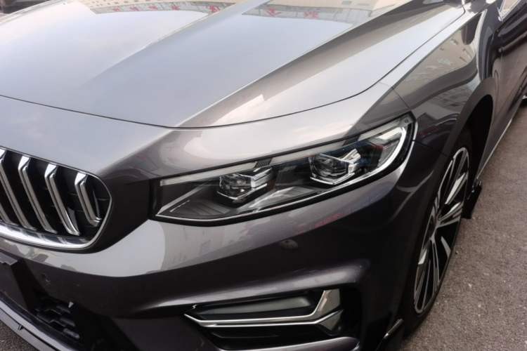 Used Geely Auto Preface 2025 Dongfang Yao 2.0TD Moonlight Edition Left Front Headlight