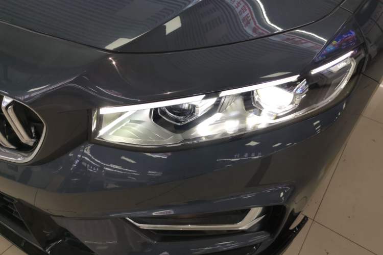 Used Geely Auto Preface 2025 Dongfang Yao 1.5TD Kunlun Edition Left Front Headlight