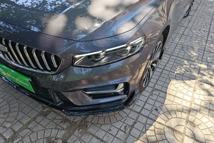 Used Geely Auto Preface 2025 Dongfang Yao 1.5TD Kunlun Edition Left Front Headlight