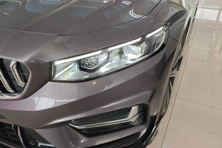 Used Geely Auto Preface 2025 Dongfang Yao 2.0TD Moonlight Edition Left Front Headlight