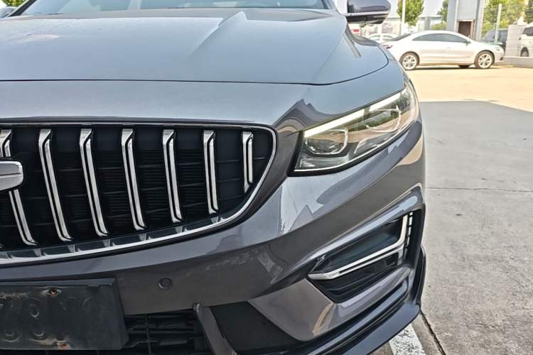 Used Geely Auto Preface 2025 Dongfang Yao 2.0TD Moonlight Edition Left Front Headlight