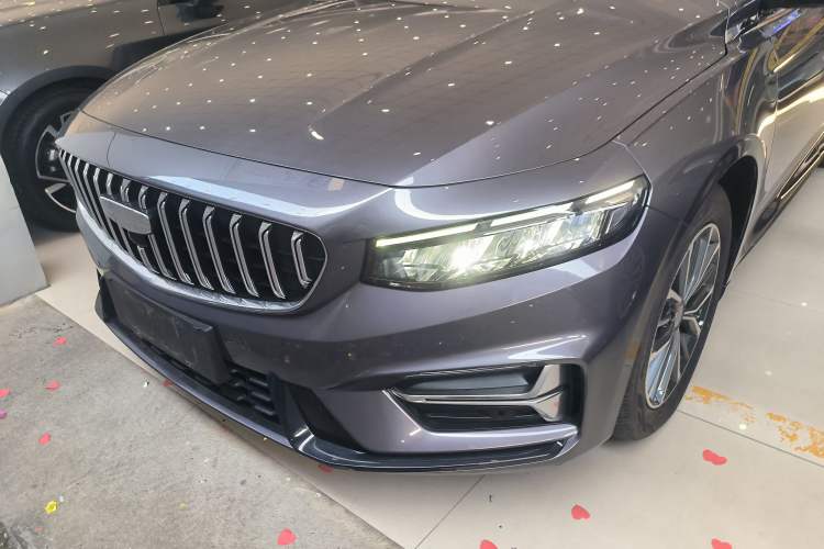 Used Geely Auto Preface 2025 Dongfang Yao 1.5TD Fuyao Edition Left Front Headlight