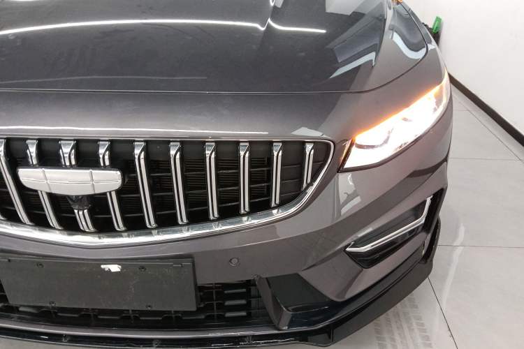 Used Geely Auto Preface 2025 Dongfang Yao 2.0TD Lanxing Edition Left Front Headlight