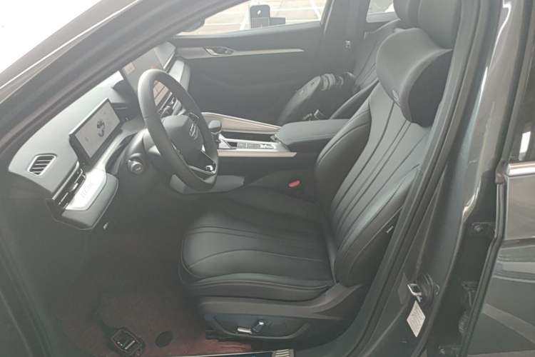 Used Geely Auto Preface 2025 Dongfang Yao 1.5TD Kunlun Edition Left Front Seat