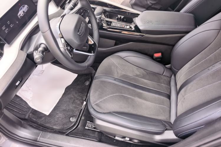 Used Geely Auto Preface 2025 Dongfang Yao 2.0TD Moonlight Edition Left Front Seat