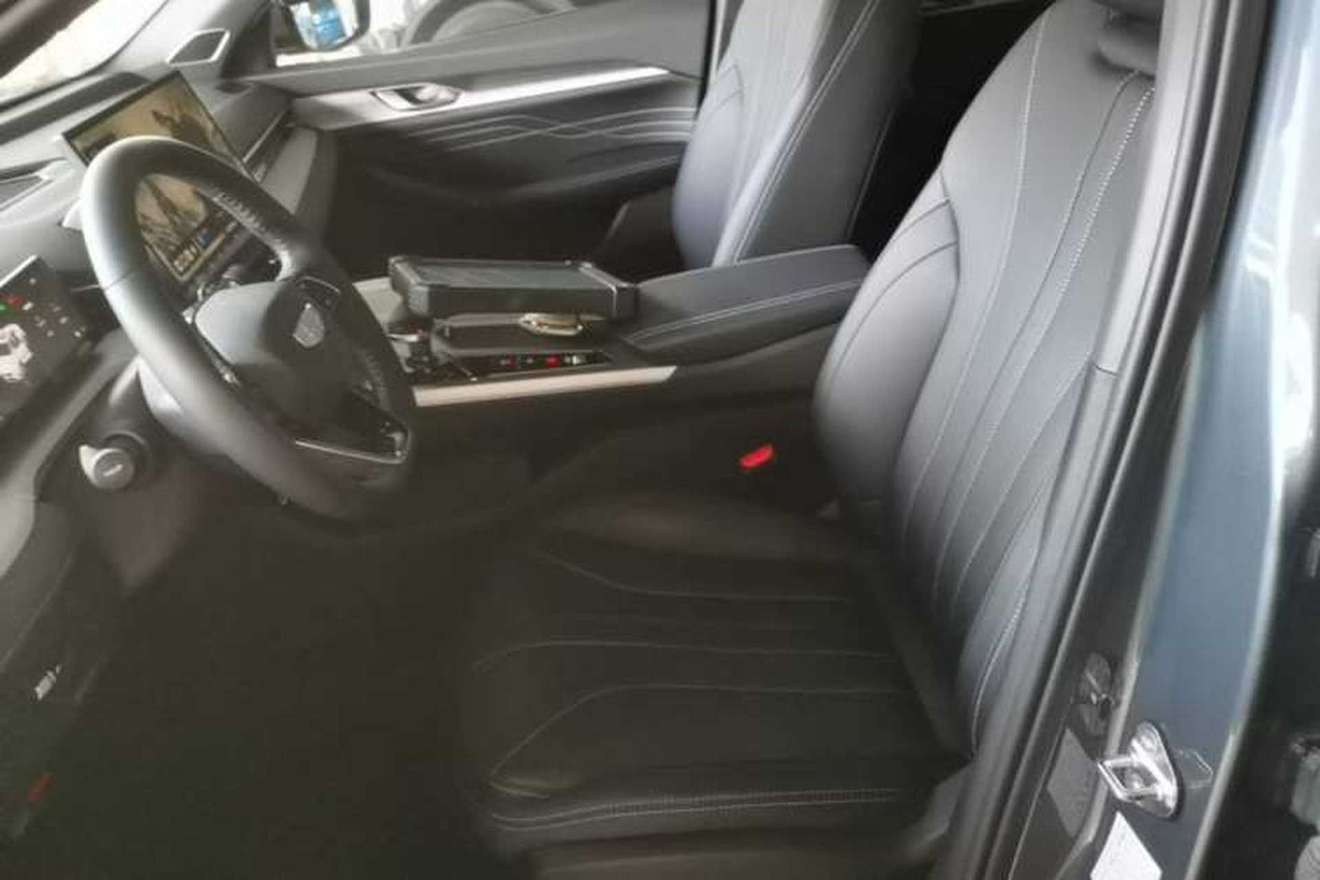 Used Geely Auto Preface 2025 Dongfang Yao 1.5TD Kunlun Edition Left Front Seat
