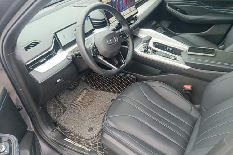 Used Geely Auto Preface 2025 Dongfang Yao 1.5TD Kunlun Edition Left Front Seat