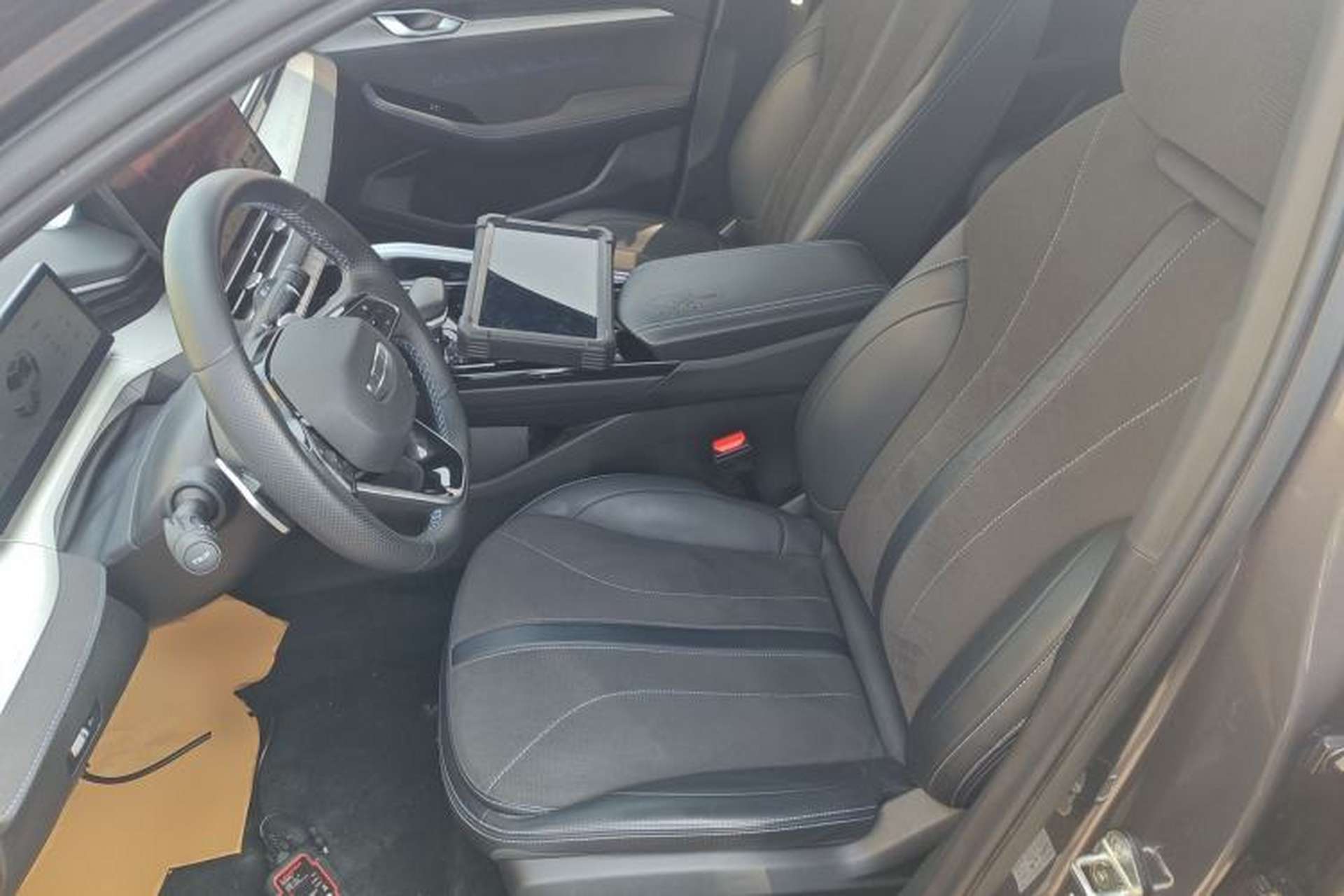 Used Geely Auto Preface 2025 Dongfang Yao 2.0TD Moonlight Edition Left Front Seat