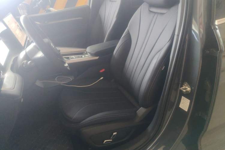 Used Geely Auto Preface 2025 Dongfang Yao 1.5TD Fuyao Edition Left Front Seat