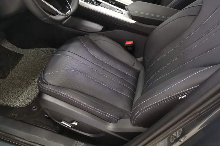 Used Geely Auto Preface 2025 Dongfang Yao 1.5TD Kunlun Edition Left Front Seat