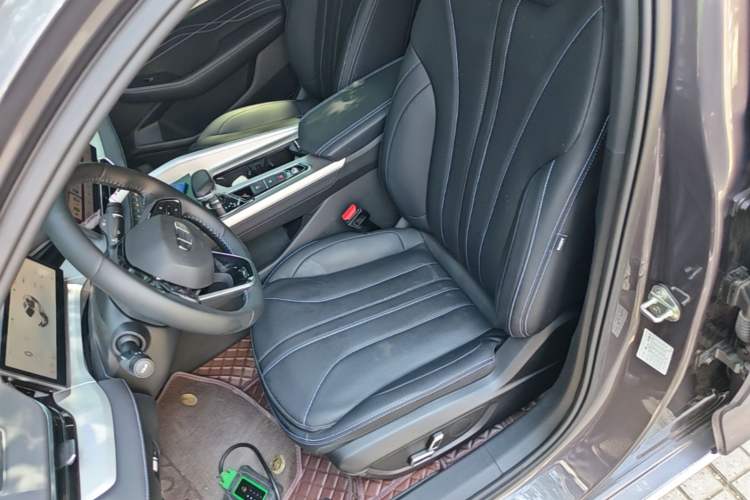 Used Geely Auto Preface 2025 Dongfang Yao 1.5TD Kunlun Edition Left Front Seat