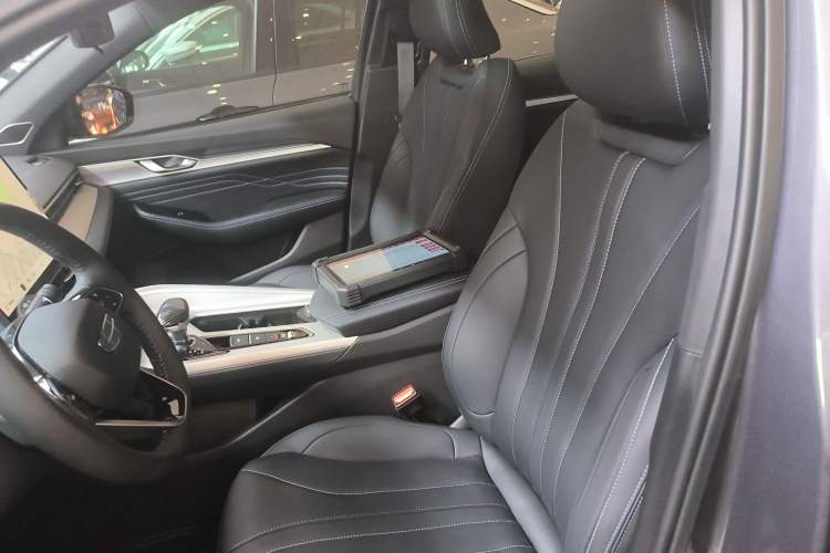 Used Geely Auto Preface 2025 Dongfang Yao 1.5TD Fuyao Edition Left Front Seat