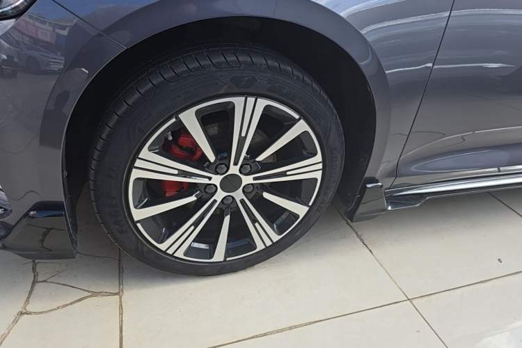 Used Geely Auto Preface 2025 Dongfang Yao 2.0TD Moonlight Edition Left Front Wheel Hub