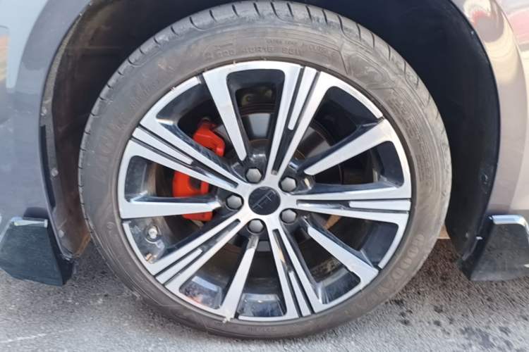 Used Geely Auto Preface 2025 Dongfang Yao 2.0TD Moonlight Edition Left Front Wheel Hub