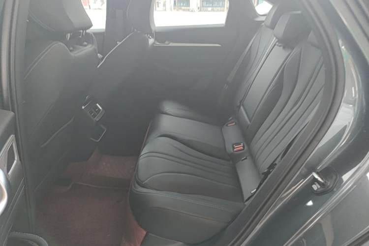 Used Geely Auto Preface 2025 Dongfang Yao 1.5TD Kunlun Edition Left Rear Seat