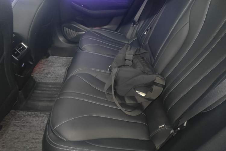 Used Geely Auto Preface 2025 Dongfang Yao 1.5TD Kunlun Edition Left Rear Seat