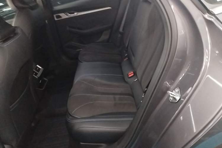 Used Geely Auto Preface 2025 Dongfang Yao 2.0TD Moonlight Edition Left Rear Seat