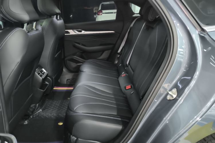 Used Geely Auto Preface 2025 Dongfang Yao 1.5TD Fuyao Edition Left Rear Seat