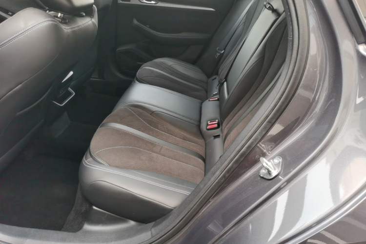 Used Geely Auto Preface 2025 Dongfang Yao 2.0TD Moonlight Edition Left Rear Seat