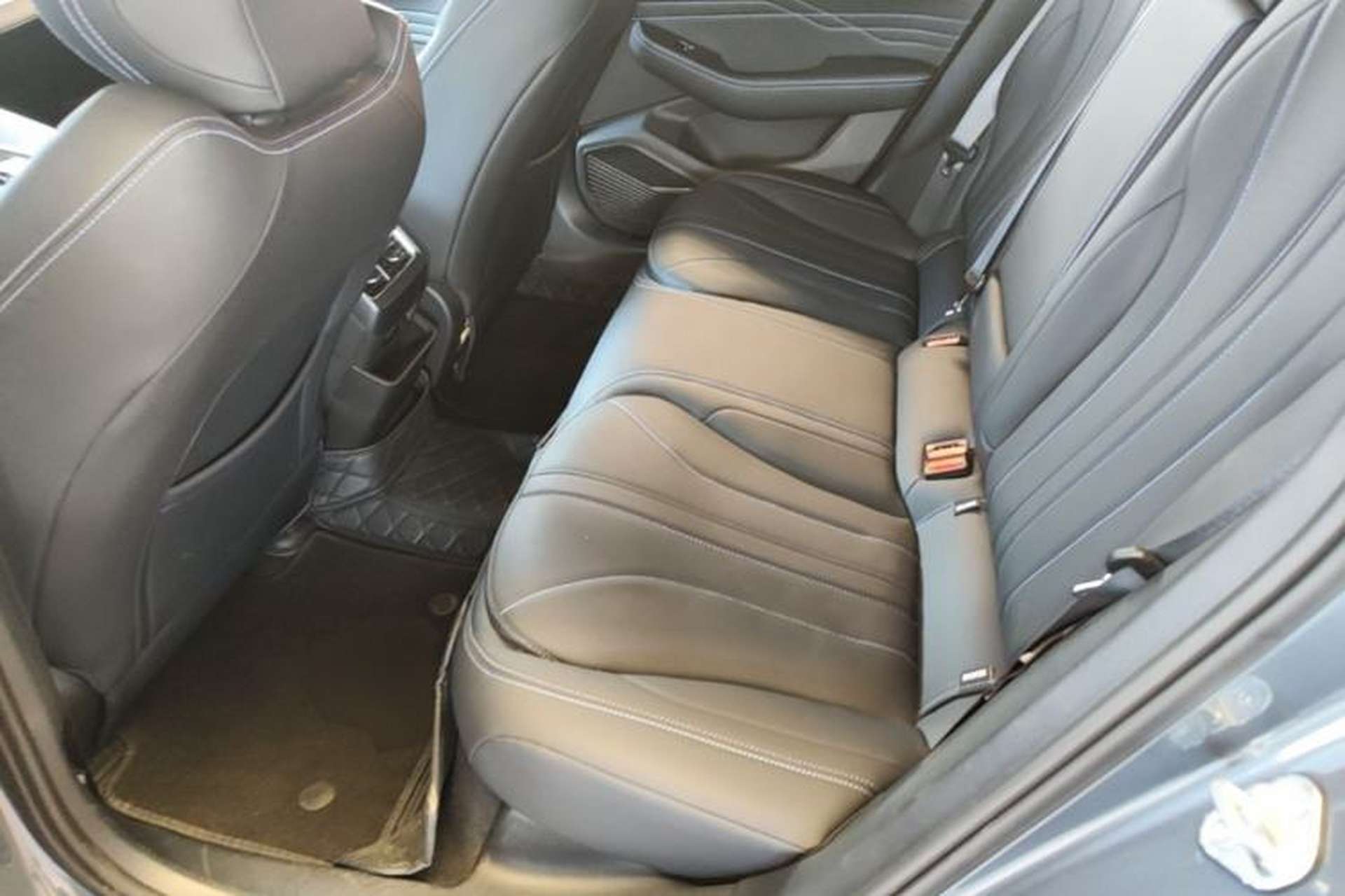 Used Geely Auto Preface 2025 Dongfang Yao 1.5TD Fuyao Edition Left Rear Seat