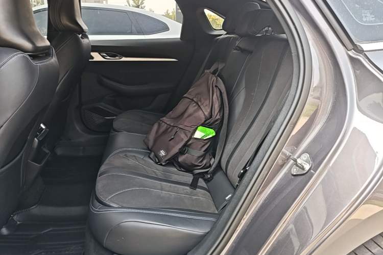 Used Geely Auto Preface 2025 Dongfang Yao 2.0TD Moonlight Edition Left Rear Seat
