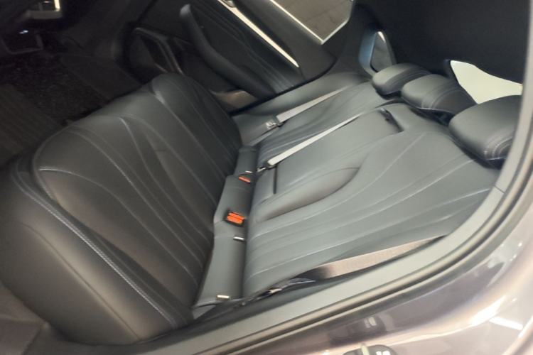 Used Geely Auto Preface 2025 Dongfang Yao 1.5TD Kunlun Edition Left Rear Seat