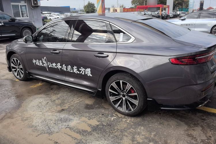 Used Geely Auto Preface 2025 Dongfang Yao 2.0TD Moonlight Edition Left Side